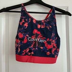 Calvin Klein Women's Floral Crop Top - Navy and Pink